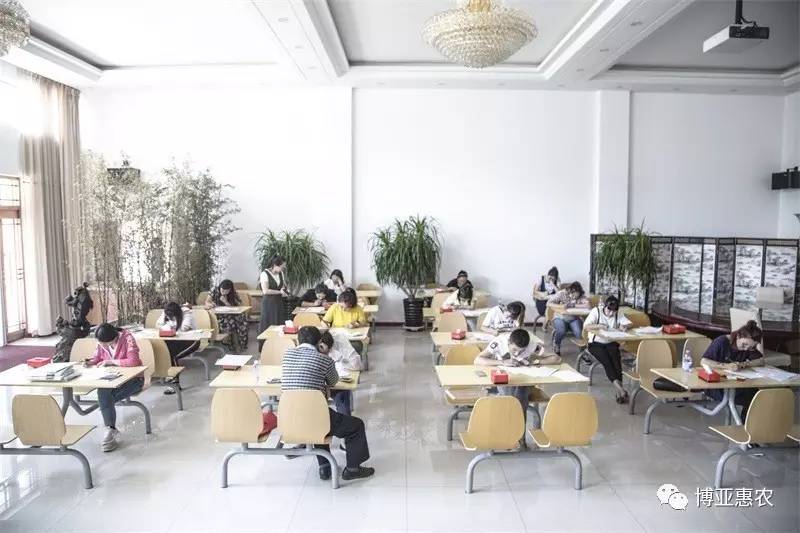 苗圃核算員參加公司財(cái)務(wù)系統(tǒng)業(yè)務(wù)知識(shí)考試